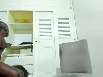 Chaturbate Live Sex Cam of jamiee_f