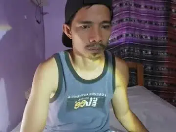 Chaturbate Nude Webcam of raffyhardcock4u