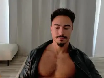 Chaturbate Watch Live Sex Cams of master_lukass