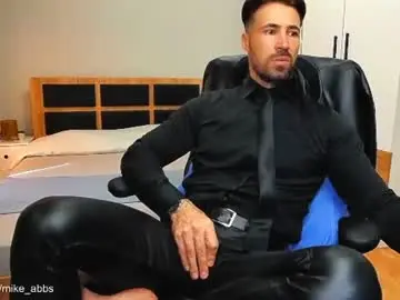 Chaturbate Live Sex of mikestrip