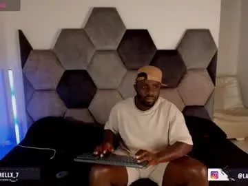 Chaturbate Live Sex of latrellx7