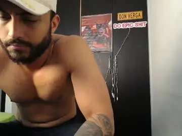Chaturbate Live Porn of claybrown_