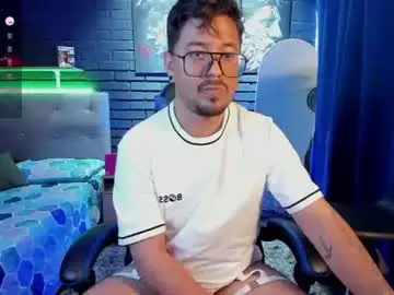 Chaturbate Adult Webcams of daviidevans