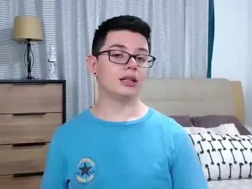 Chaturbate Adult Video Chat of kevinhunts