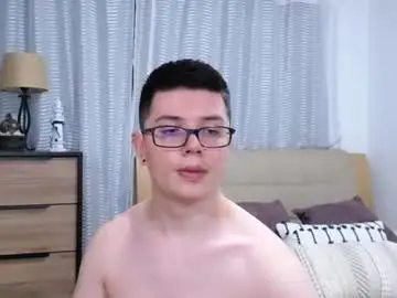 Chaturbate Adult Webcams of kevinhunts