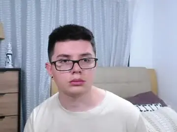 Chaturbate Nude Webcam of kevinhunts
