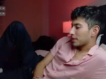 Chaturbate Sex Chat of ethan_skiny_
