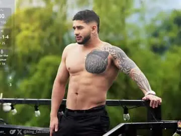 Chaturbate Best live sex cam show of king_falconer