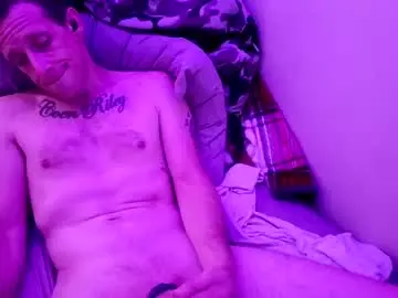 Chaturbate Free Porn Cam of ryanfc85
