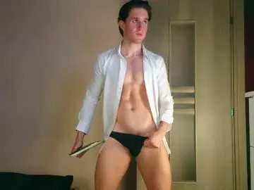 Chaturbate Live Sex Cam of christianlevine_