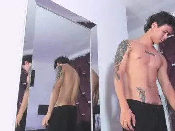 Chaturbate Sex Chat of tonybenedetti