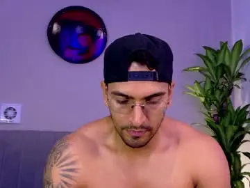 Chaturbate Live Sex of tony_muscle1
