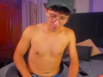 Chaturbate Best live sex cam show of alexis_saray