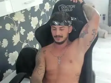 Chaturbate Live Sex Cam of jonnyporn1