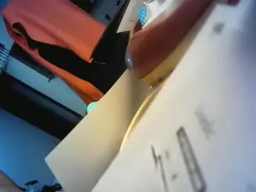 Chaturbate Live Sex Cam of islandforfun