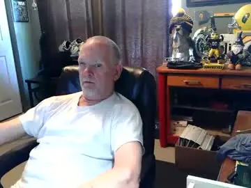 Chaturbate Live Sex Cam of midwestdad09