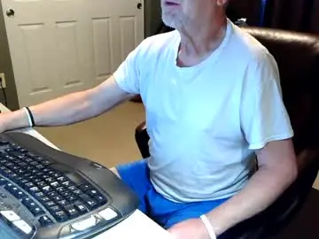 Chaturbate Live Porn of midwestdad09