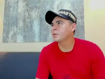Chaturbate Free Live Porn of theo_wood3