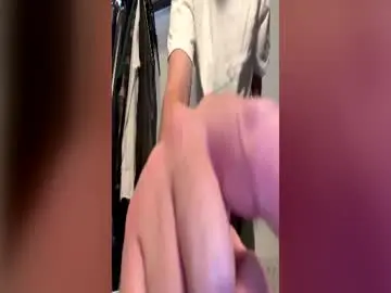Chaturbate Live Porn of happyapplesuk