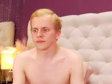 Chaturbate Best live sex cam show of lighttoheaven