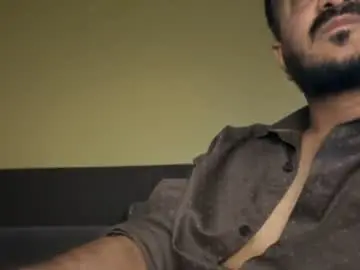 Chaturbate Live Sex Cam of bighandsomesatisfy