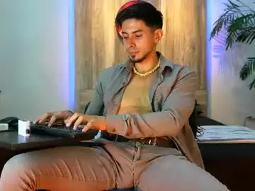 Chaturbate Sex Chat of andrew_elliot