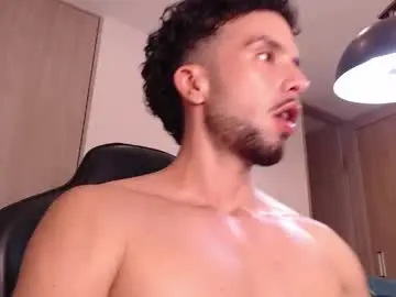 Chaturbate Free Porn Cam of danielsantosbubleaz