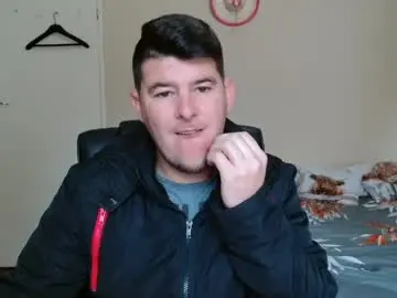 Chaturbate Nude Webcam of brendansexyboy098754