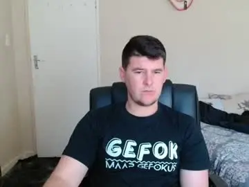 Chaturbate Live Porn of brendansexyboy098754