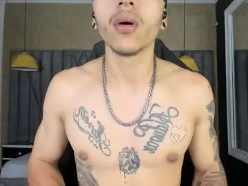 Chaturbate Live Sex Cam of danteolsen