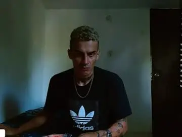 Chaturbate Sex Chat of bray_hotboy