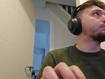Chaturbate Live Sex Cam of 8inchdude93
