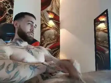 Chaturbate Live Sex Cam of luke_davis01