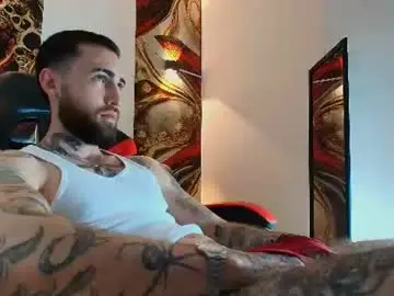 Chaturbate Live Sex Cam of luke_davis01
