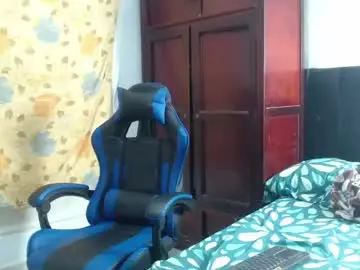 Chaturbate Watch Live Sex Cams of alice_julls