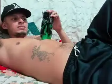 Chaturbate Live Porn of david_latin666_