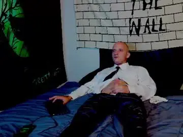 Chaturbate Live Sex of shadowv5551