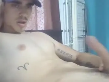 Chaturbate Free Porn Cam of crazydickboy3