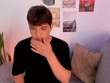 Chaturbate Best live sex cam show of adam_angelsss