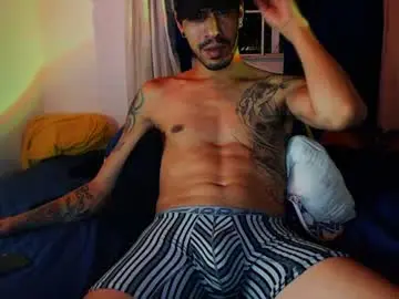 Chaturbate Best live sex cam show of marcus_knight