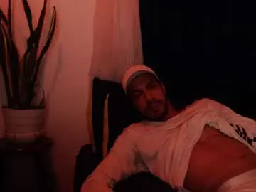 Chaturbate Live Sex Cam of marcus_knight