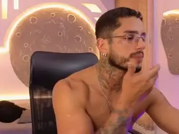 Chaturbate Adult Video Chat of alanrodgers2_0