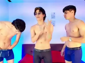 Chaturbate Sex Cam of chillbicrew