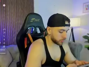 Chaturbate Nude Webcam of maximo_wolf1