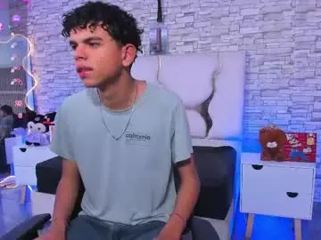 Chaturbate Sex Chat of keahi_tay