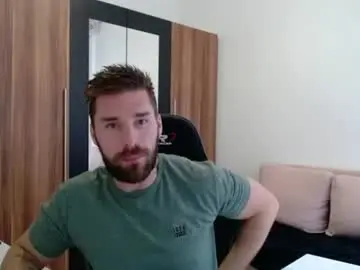 Chaturbate Adult Webcams of darius_94