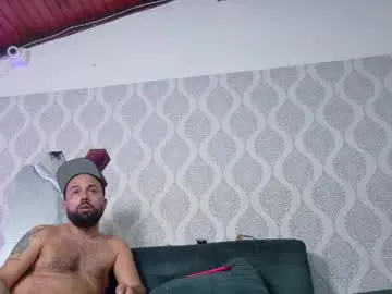Chaturbate Best live sex cam show of michaell_twink