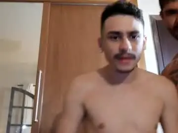 Chaturbate Live Sex Cam of hungcaique