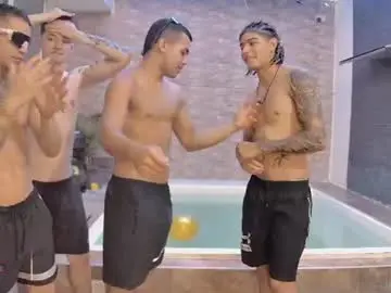 Chaturbate Live Sex Cam of boysgang_sex