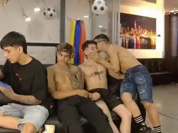 Chaturbate Free Porn Cam of boysgang_sex